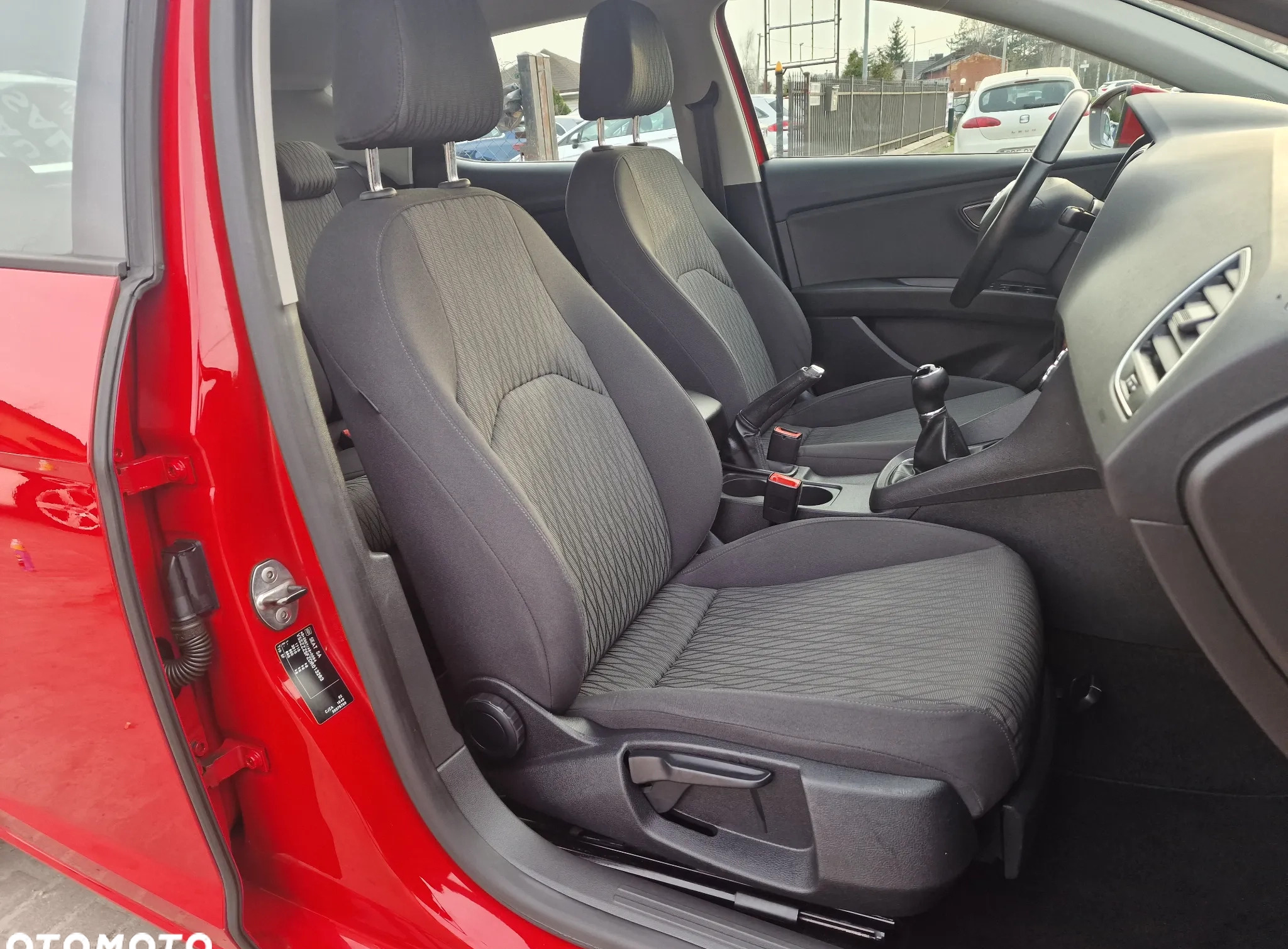 Seat Leon cena 29999 przebieg: 199000, rok produkcji 2013 z Wolin małe 106